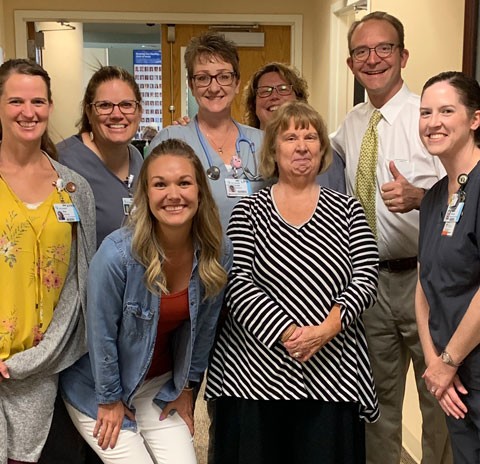 Orthopedic Patient Testimonials Linda Allum with Dr. Wright and team